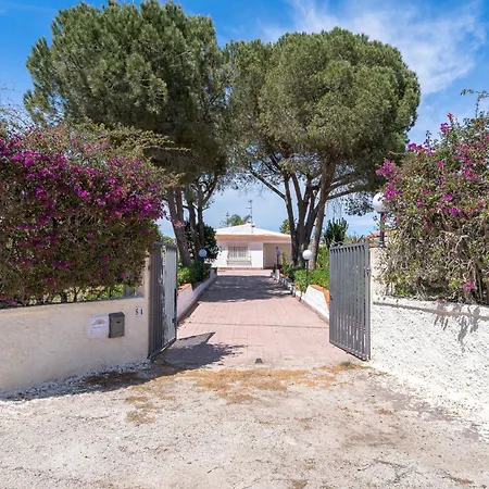 Nonna Anna A Plemmirio Villa